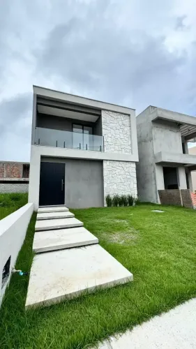 Casa à venda no CONDOMÍNIO VILLA FLORENÇA, LAURO DE FREITAS BA, ALTO DO PICUAIA, Lauro de