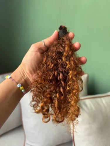 Cabelo natural tingido