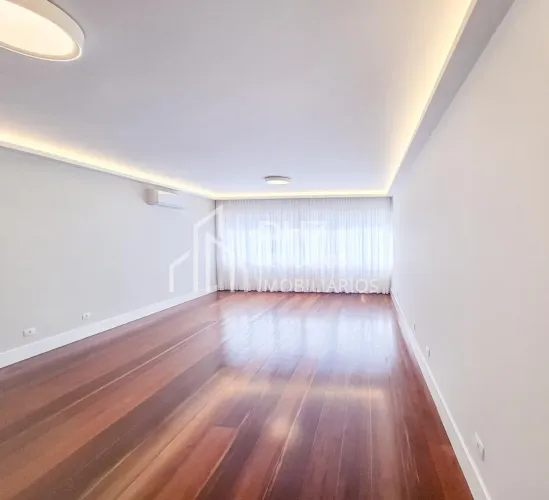 Apartamento de 4 quartos, 199m² no bairro Bigorrilho, em Curitiba
