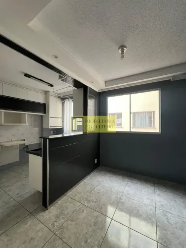 Apartamento para alugar com 2 quartos, ar condicionado, cozinha com armário planejado, gar