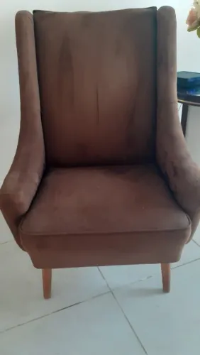 Poltrona Clássica em veludo 