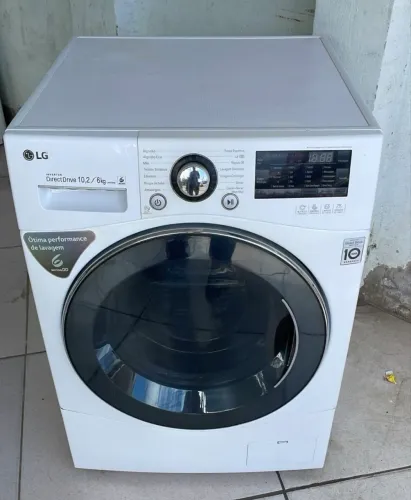 Vendo lava e seca LG 10.2 kg 110w