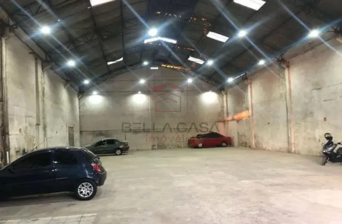 Galpão Comercial no Brás, 480m2 e 40 vagas