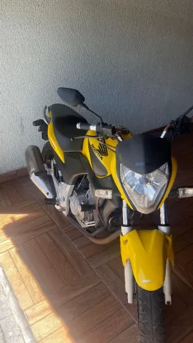 Moto super conservada.