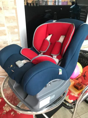 Cadeirinha Infantil para carro