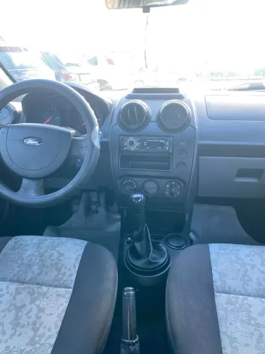 Ford Fiesta Sedan 1.0 8V Flex 4P 2008