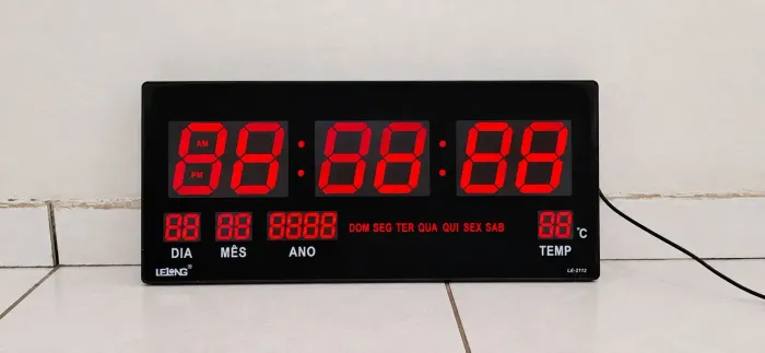 Relógio De Parede Led Digital Grande Termômetro Premium - Novo