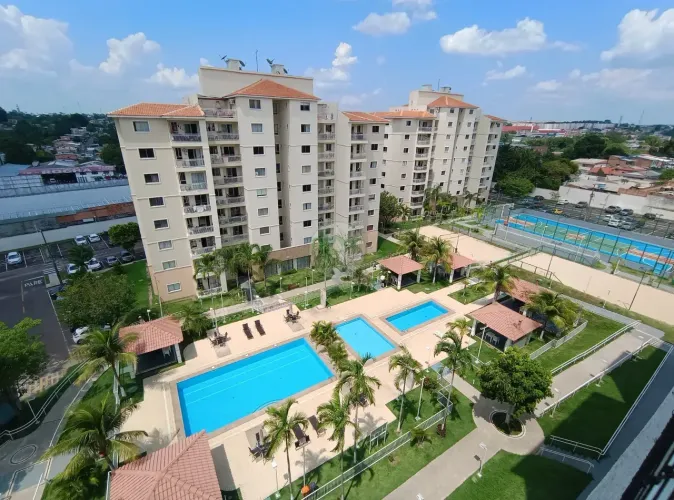 Apartamento 3 quartos semi-mobiliado em Flores - Manaus - Am