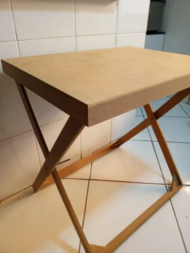 Vendo Mesa Cavalete MDF usada, prática