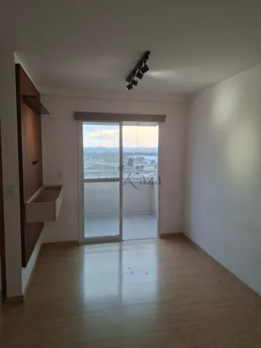 Apartamento - Condominio Eco Parque - Conjunto Residencial Trinta e Um de Março - 2 Dormit
