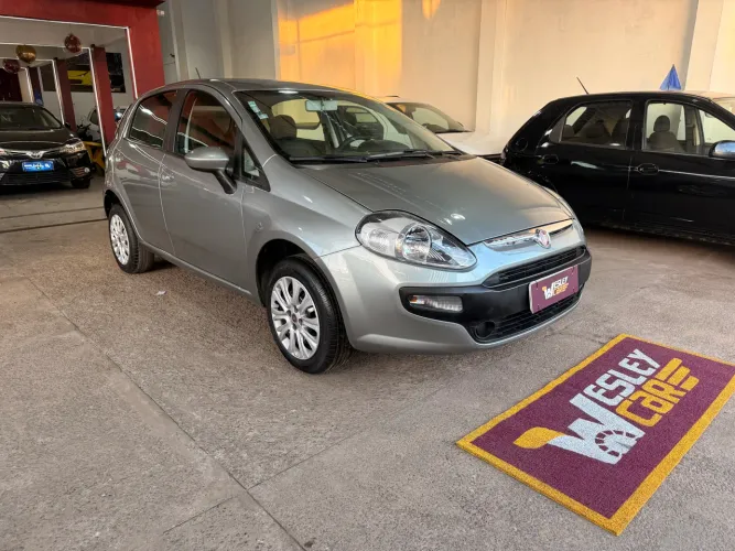 Fiat Punto Attractive 1.4 Fire Flex 8V 5P 2015