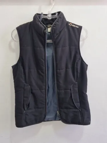 Colete feminino estilo puffer - preto - original da Fouganza (Decathlon)