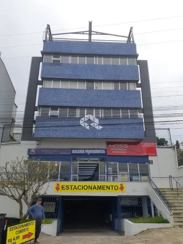 Sala comercial à venda localizada na Galeria Panorâmica, centro de Guaíba/RS