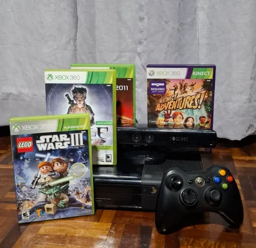 Xbox 360 E* 500gb + controle + 4 jogos + Kinect