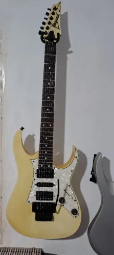 Guitarra Ibanez Rg350GX. made in Japan.
