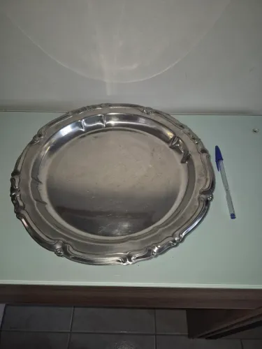 Bandejas, tijelas, boleira, cesta de pão... em Fracalanzaalanza