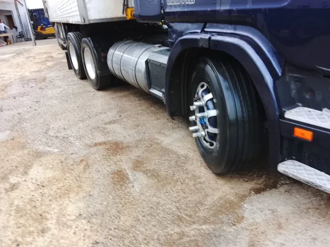 Vendo scania 124
