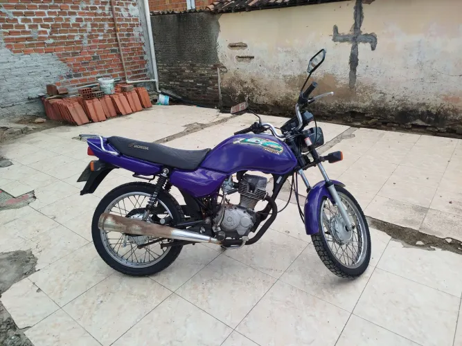 CG Titan Azul 1999