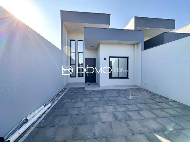 Casa à venda no Parque Verde, em Cascavel, com suíte e 2 vagas