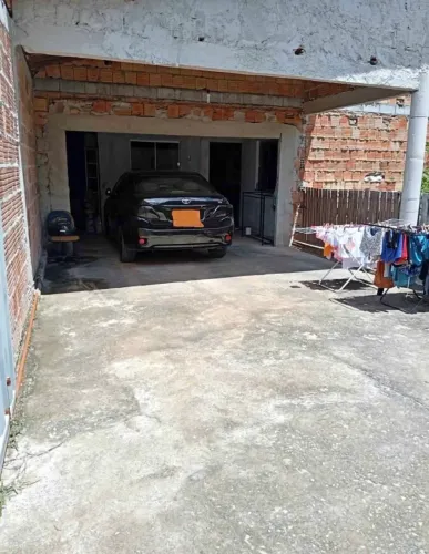 Vende-se casa em outeiro KF 
