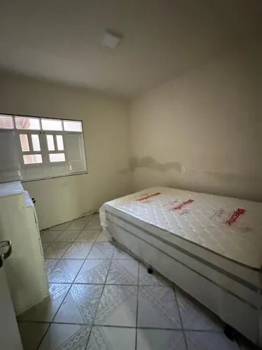 Aluguel de QUARTOS com ar-condicionado mobiliado