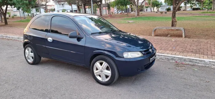 Chevrolet Celta Life 1.0 MPFI VHC 8V 3P 2005