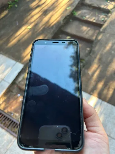 Samsung j8