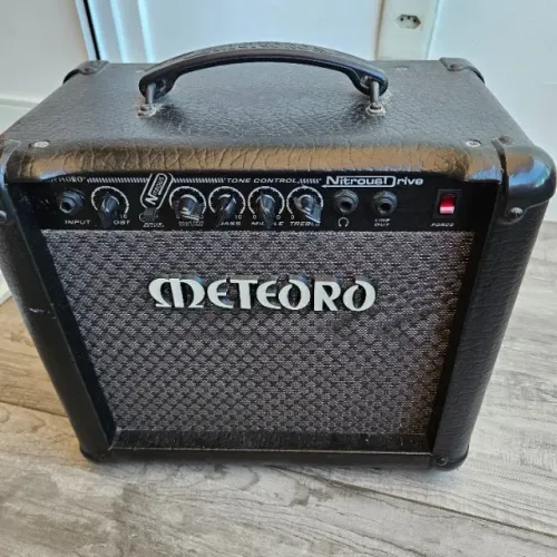Amplificador Meteoro Nitrous Drive