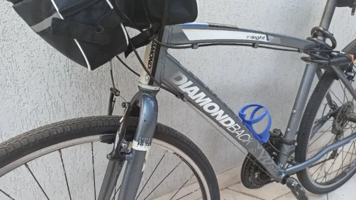 Bicicleta Híbrida Diamondback Insight - Importada EUA - Quadro 19 Alumínio - Alívio
