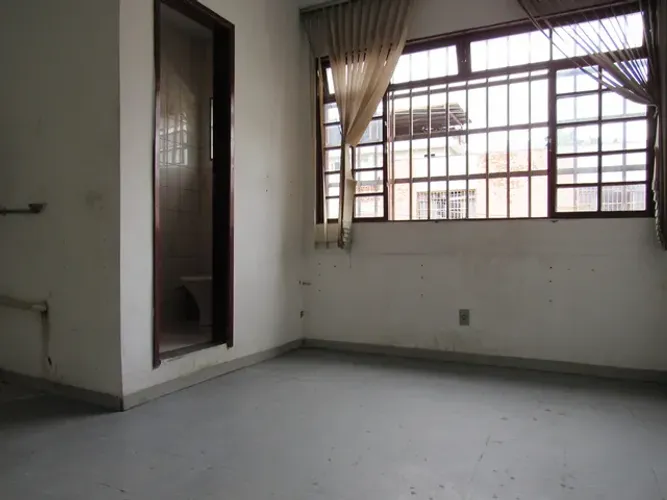SALA A VENDA NO CACHOEIRINHA