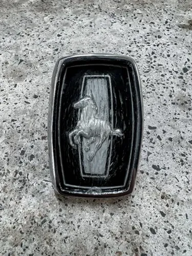 Emblema Cavalinho Original Do Capô Ford Corcel