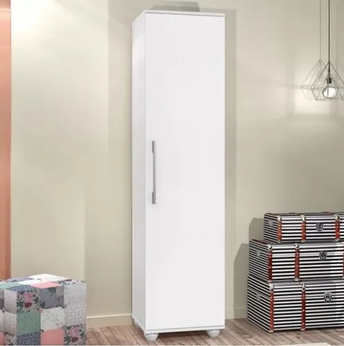 Armário para lavanderia com espaço para Vassouras / Rodo / Pá