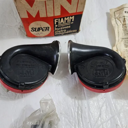 Fusca kombi vemag dkw par buzinas fiamm 6v novas