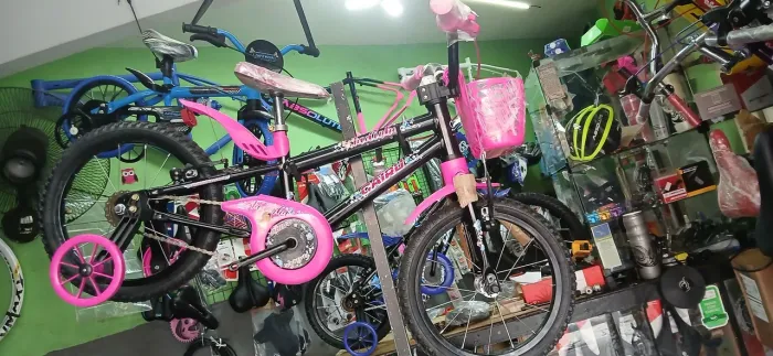 Bicicleta Infantil Rosa com Cesto