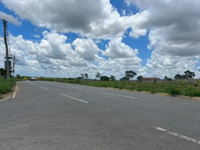 Terreno 12 ha, terra plana e boa para plantio, boa localização, Jaboticatubas.