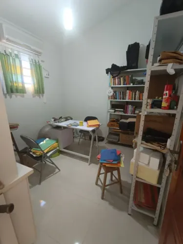 //Vendo Casa próxima à Pemaza da Avenida das Torres