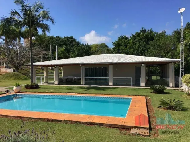 Área à venda em Louveira SP com 22.400 m².