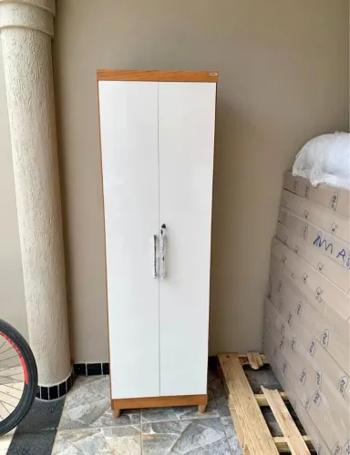 Armário multiuso novos com chave 