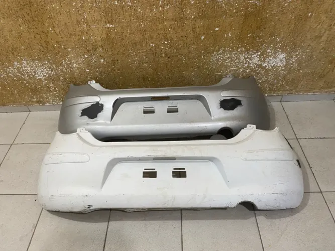 Parachoque traseiro March 2011/2012/2013/2014