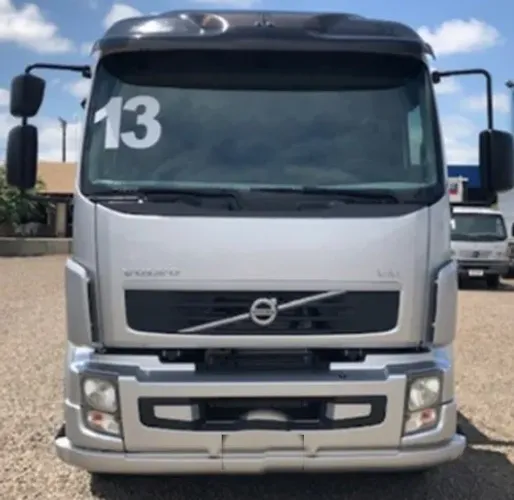 Volvo VM 270 2013, Carroceria