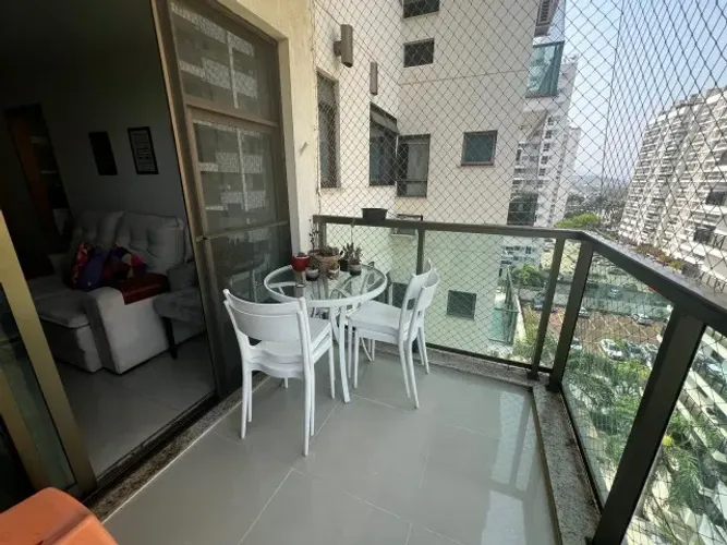 Temporada / Rua Aroazes / 2 Quartos  Disponível a partir de 10 de Agosto