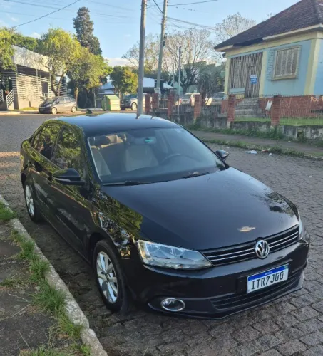 Volkswagen Jetta Comfortline 2.0 T.flex 8V 4P Tipt. 2013