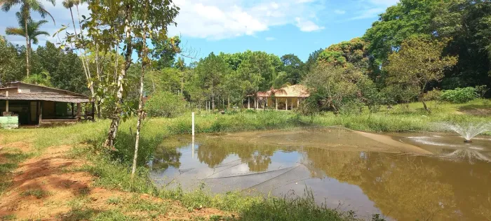 Sitio com Pesqueiro...Peruibe SP