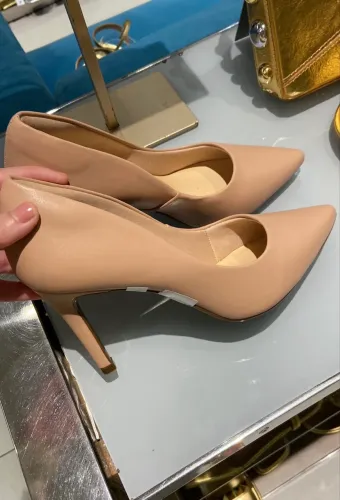 ? Scarpin Nude - Tamanho 35 | Dolmen | Pouquíssimo usado