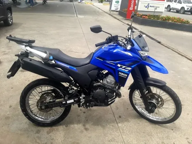 YAMAHA XTZ Lander 250cc 2024/2024 único dono 7.000KM EXTRA!!