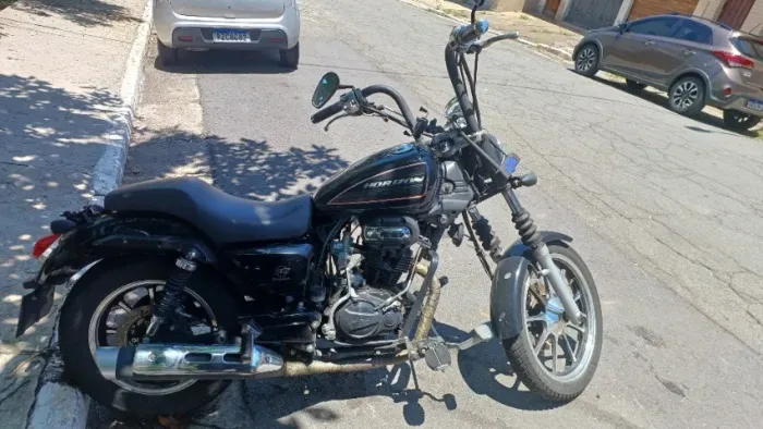 Moto Horizon 150 - Ano 2020 - Customizada - No estado - OPORTUNIDADE!