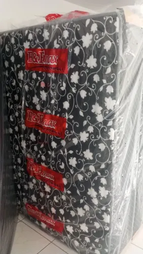 Cama box espuma dupla D28 na promoção 