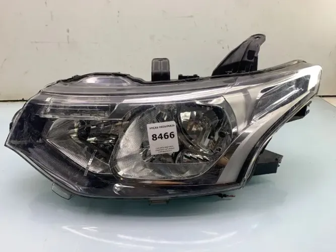 Farol esquerdo Outlander Mitsubishi2015      etq8466