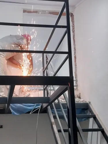 Mezanino, fabricação, reforma e manutenção de mezaninos 