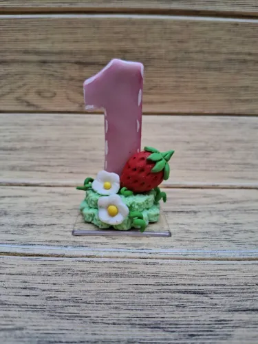 Vela de aniversário morango